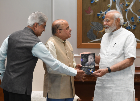 Presenting Space and Beyond to the Prime Minister, 2021